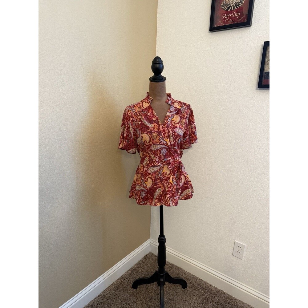 Monteau Los Angeles Women's Large Red Paisley Wrap Top Short Sleeve Boho Blouse